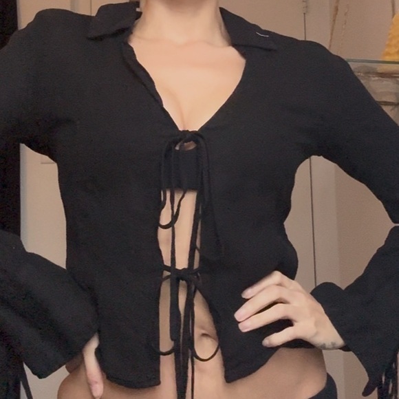 NEW🖤 100% Linen Black Tie-Front Blouse - Picture 2 of 4